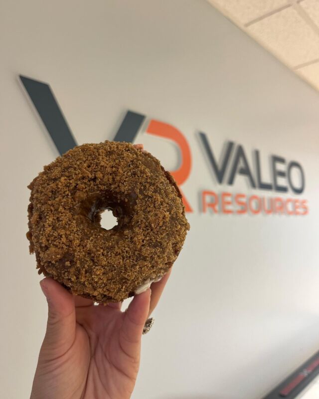 Happy National D🍩nut Day!